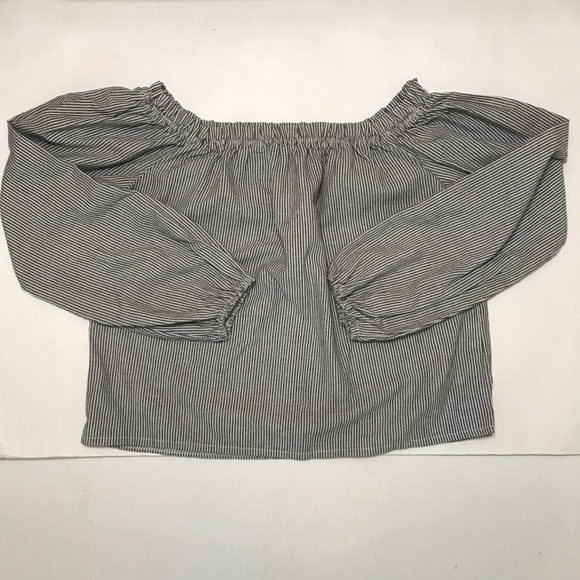 Brandy Melville Crop Top Bundle of Three - Picture 4 of 10